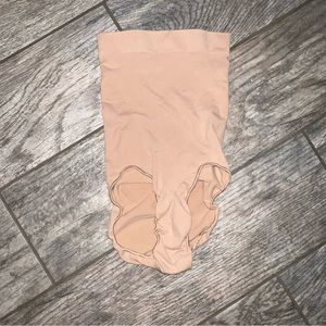 Skims High-Waisted Brief